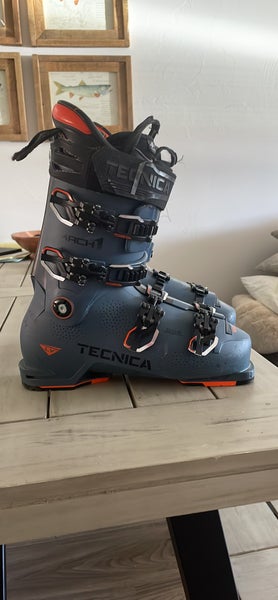 Tecnica Mach1 MV 120 Ski Boots