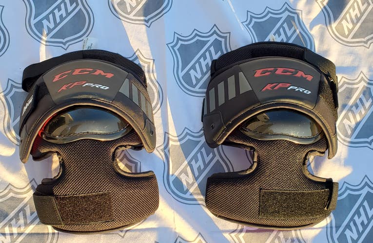 New CCM KP pro Goalie Knee Pads - Senior