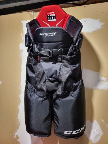 Senior Used Medium CCM JetSpeed FT485