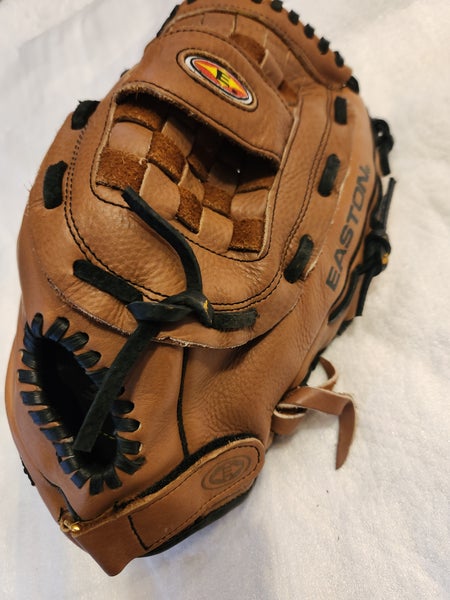 Easton 9.5” Pattern EKP9500 Z flex Softball Glove