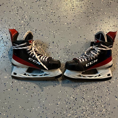 CCM Regular Width Size 10 JetSpeed FT4 Pro Hockey Skates