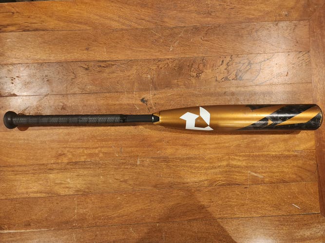 Used USSSA Certified 2022 DeMarini Composite Zoa Bat (-8) 22 oz 30"