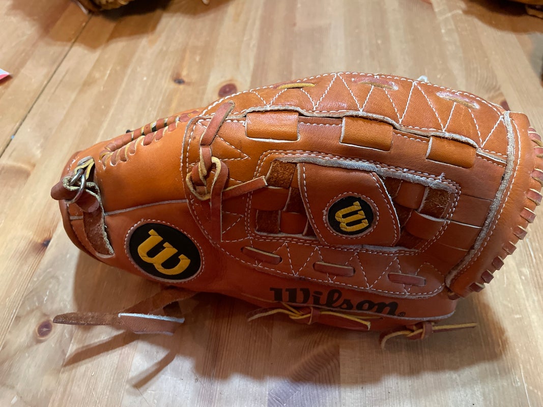 Wilson Launches 2022 A2000 Glove Line, Introduces New Game Models — College  Baseball, MLB Draft, Prospects - Baseball America