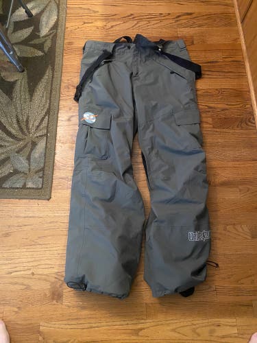 Gray Men's XXL Thirty Two Pants