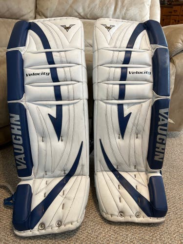 Used 33" Vaughn  Velocity V5 Goalie Leg Pads