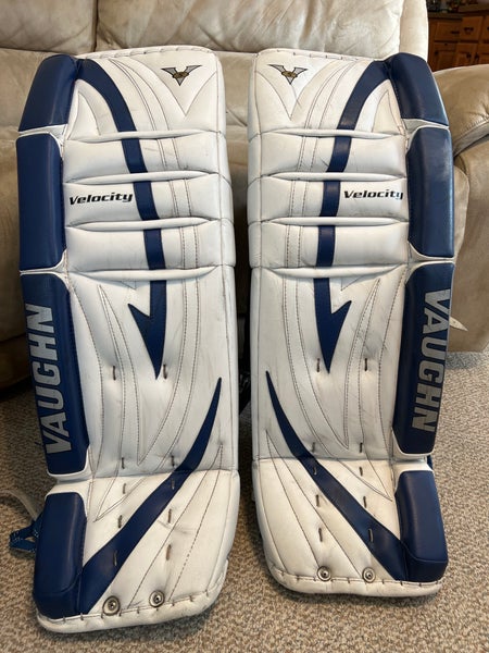 Used 33" Vaughn Velocity V5 Goalie Leg Pads