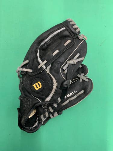 Used Wilson EZ Catch Right-Hand Throw T-Ball Glove (10")