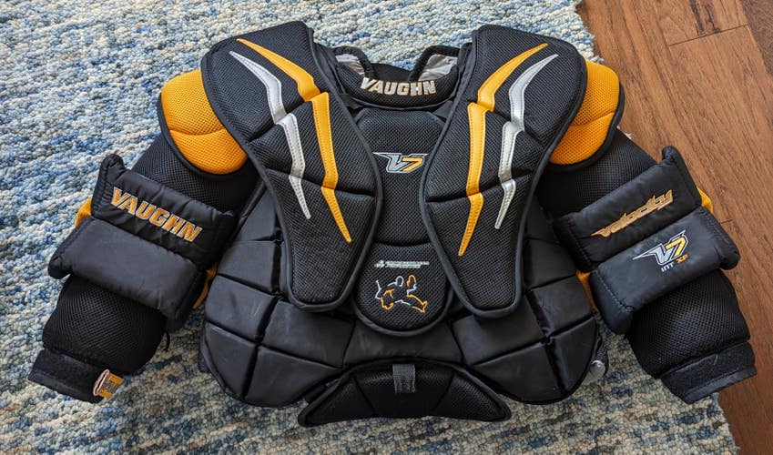 Vaughn Velocity V7 XF Goalie Chest Protector - Int XXL