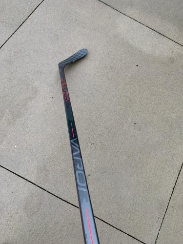 Used Intermediate Bauer Vapor 3X Pro Right Hockey Stick P28 65”