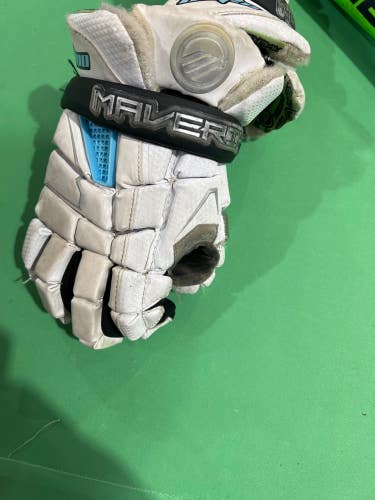 Used Position Maverik M4 Lacrosse Gloves Small