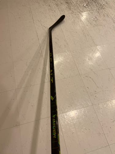 Senior Right Handed P28 Ag5nt Hockey Stick