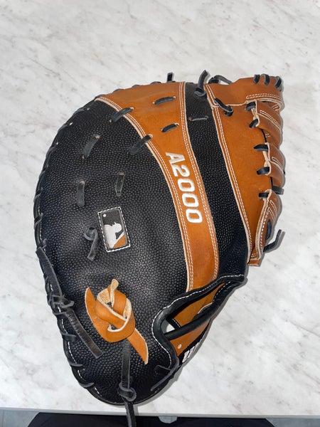 BASEBALL: BRAND NEW Wilson A2000 SuperSkin 12.5" First Base Mitt: