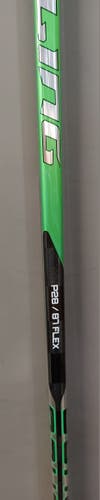 Senior New Left Hand Bauer S22 Sling Hockey Stick 87 FLEX/P28 (105902200012)