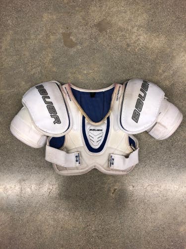 Used Junior Bauer Nexus Classic Hockey Shoulder Pads (Size: Small)