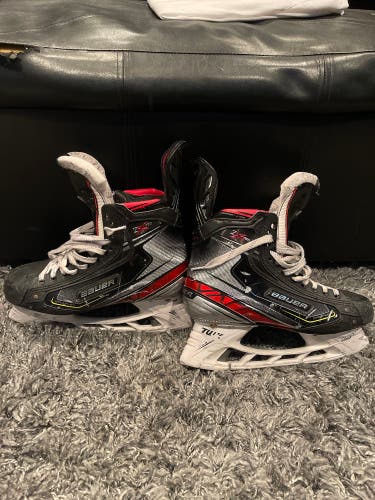 Used Bauer Regular Width Size 8 Vapor 2X Pro Hockey Skates
