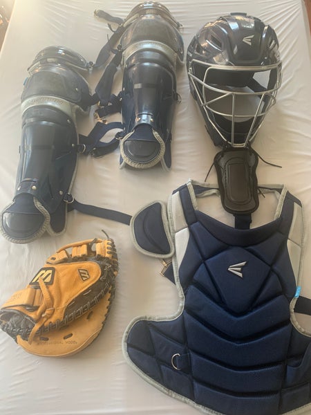 Used Intermediate Easton Jen schro Catcher's Combo