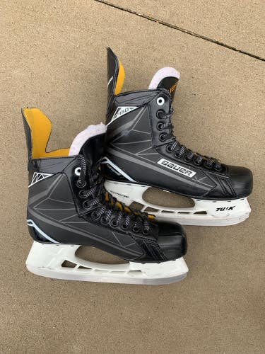 Senior Used Bauer s150 Hockey Skates D&R (Regular) 7.0