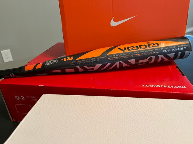 Used USSSA Certified DeMarini (-13) 17 oz 30" Voodoo Bat