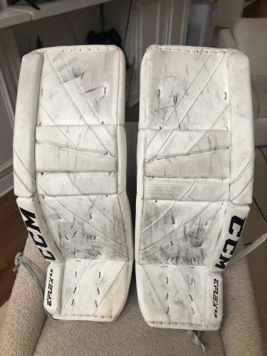 CCM Eflex 5.9 Hockey Goalie Leg Pads Size 34+2