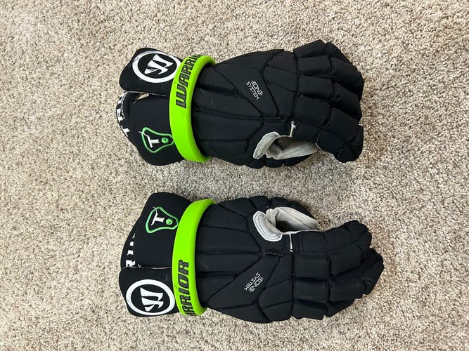 Team True Warrior 13" Evo Lacrosse Gloves