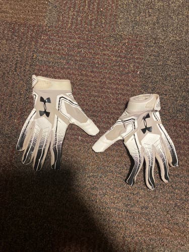 White Adult XXL Under Armour F6 Gloves