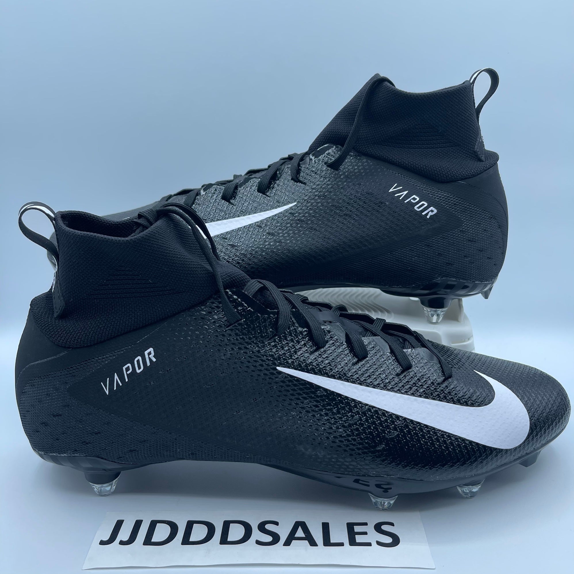 keywildcustoms - Lil Feet Heat! Traditional LV Colorway! • Want your own  pair? Dm to get a pair made! • #nike #vaporspeed #speedvapor #nikecleats  #nikefootwear #nikefootball #nikeshoes #cleats #football #footballcleats  #customcleats #customfo