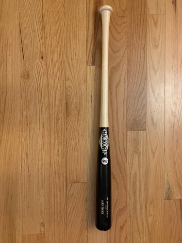 Old Hickory Maple MT27. 33”/30 oz. With Free Lizard Skin Bat Grip