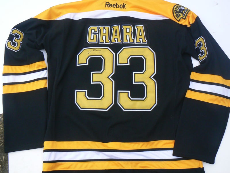 Zdeno Chara Signed Bruins Jersey (Chara)