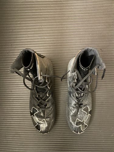 Used Size 10 (Women's 11) Under Armour UA Highlight Cleats