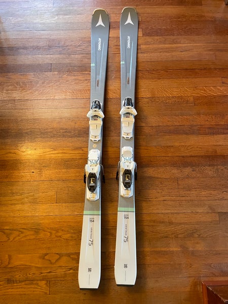 Atomic Vantage Women's 75 Skis + M 10 GW Bindings 2022 LIKE NEW!