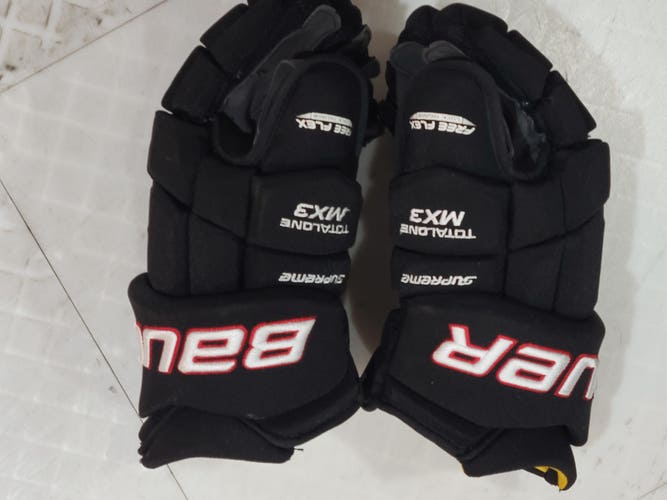 New Bauer Supreme TotalOne MX3 Gloves 15" Pro Stock