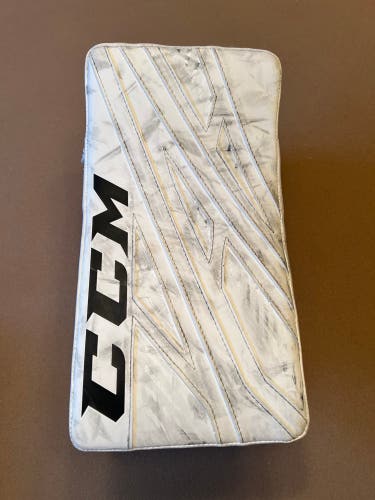 Used Intermediate Regular CCM E4.9 Blocker - White