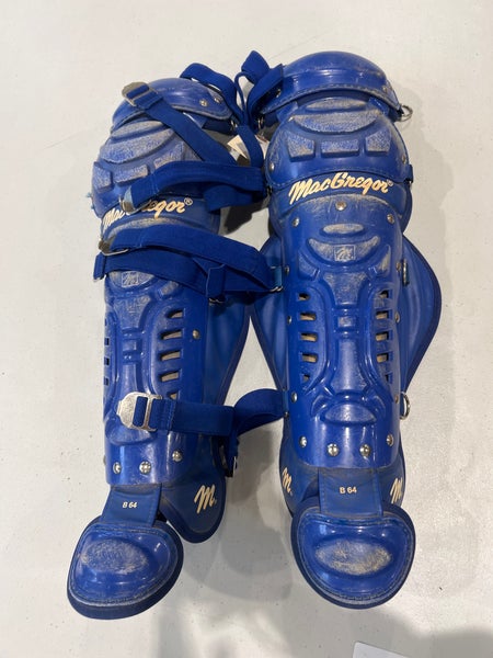 MacGregor Catcher's Leg Guard 23"