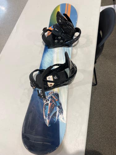 Used 126 - 130 cm Burton Snowboard Yes