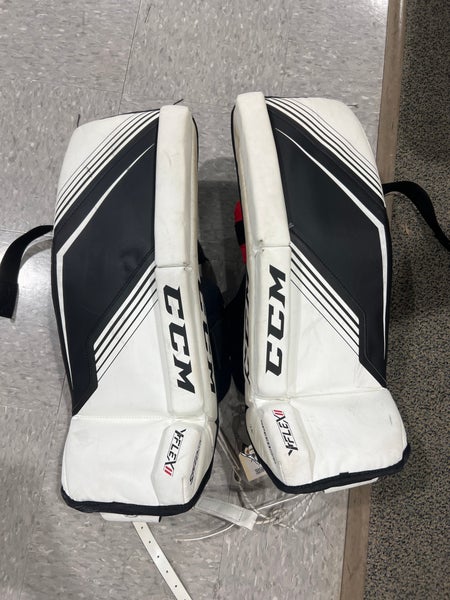 Used 24" CCM Goalie Leg Pads