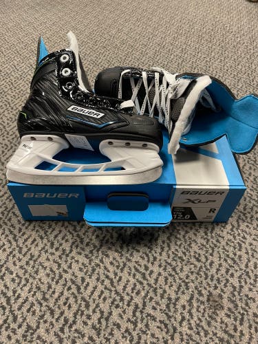 Bauer XLP Youth size 12 skate