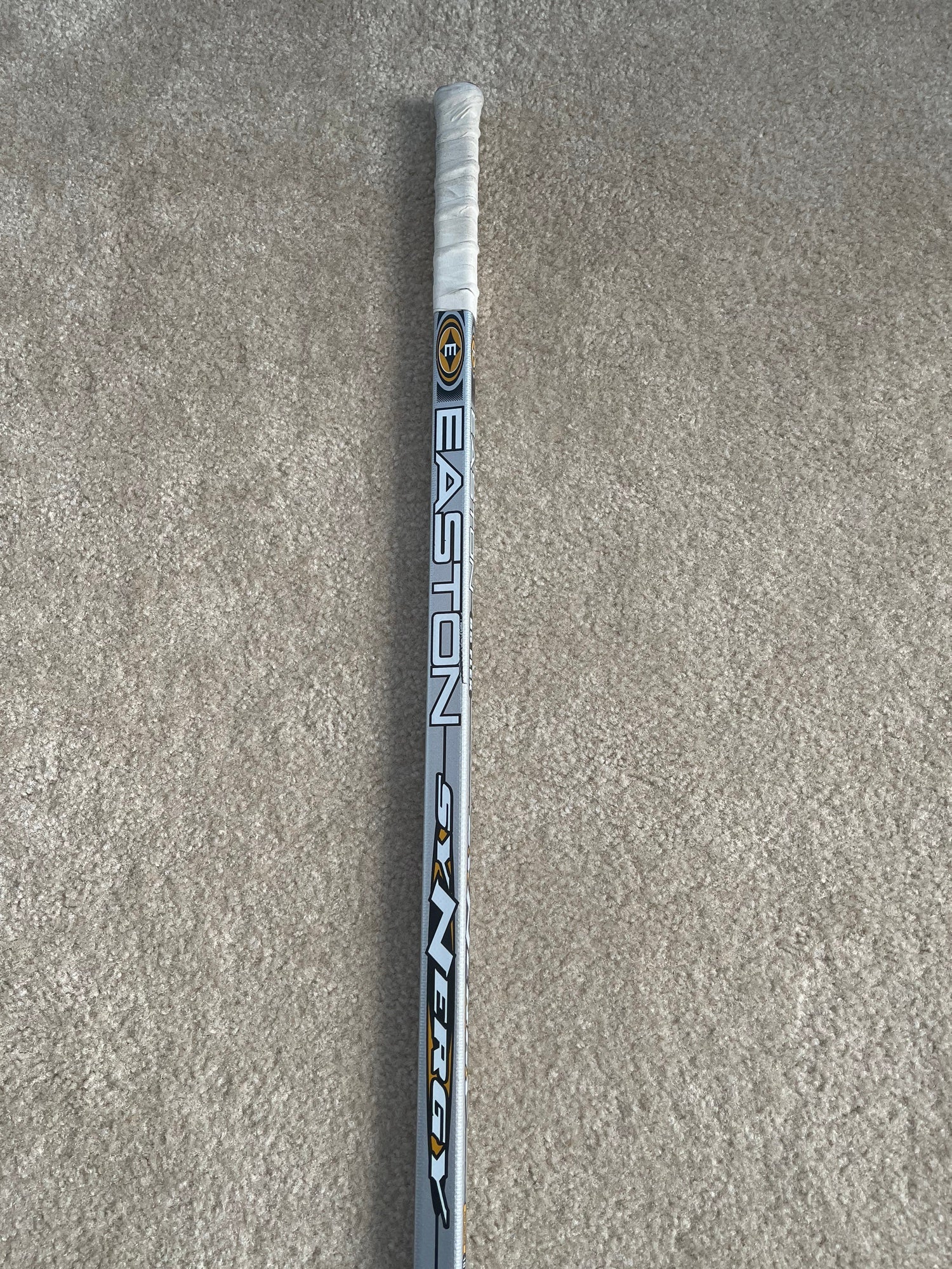 Used Easton SYNERGY 85 Flex Pattern E28 Senior One Piece Sticks Senior One  Piece Sticks