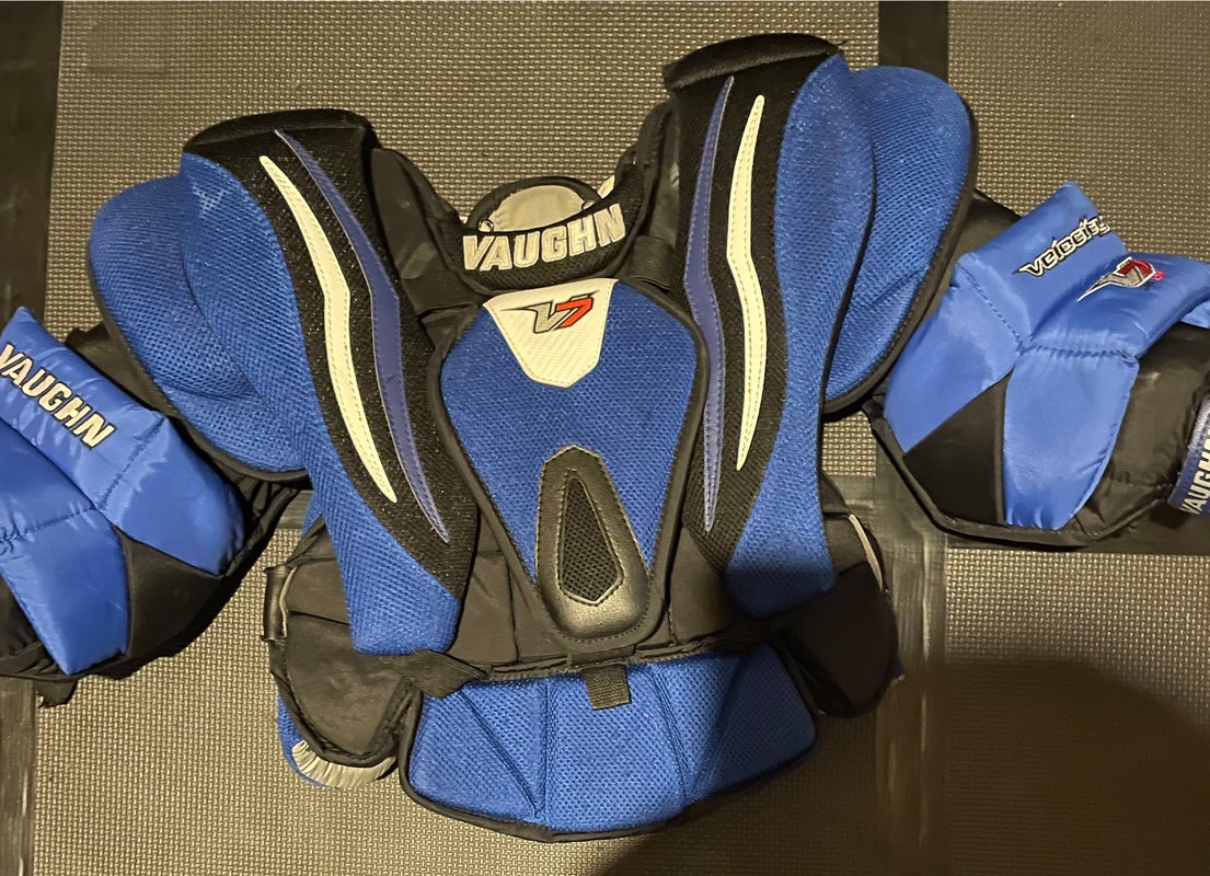 Used Small/Medium Vaughn Velocity VE8 Junior Goalie Chest Protector