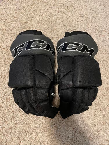CCM HGTKPP Hockey Gloves Size 15 Pro Stock Tampa Bay Lightning