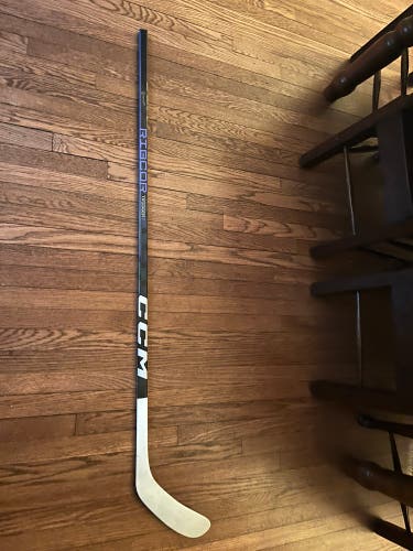 Intermediate Right Handed P28  RibCor Trigger 7 Pro Hockey Stick