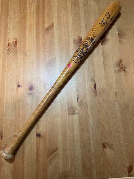 Classic Louisville slugger wooden baseball bat  model 125- k55