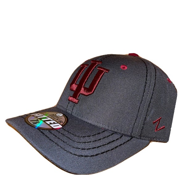 Louisville Cardinals NCAA Zephyr Black One Size Stretch Fit Hat