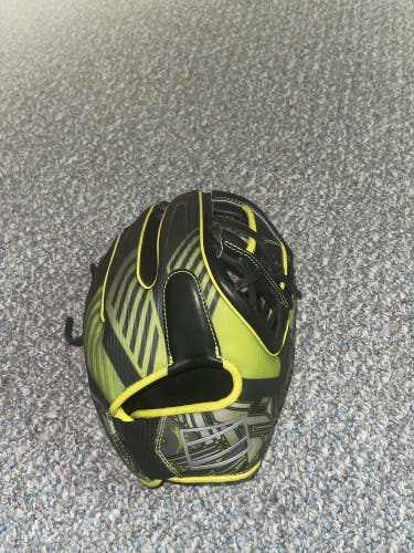 Infield 11.75" REV1X Baseball Glove