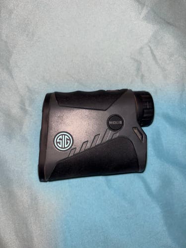 Used-like New Sig Range Finder