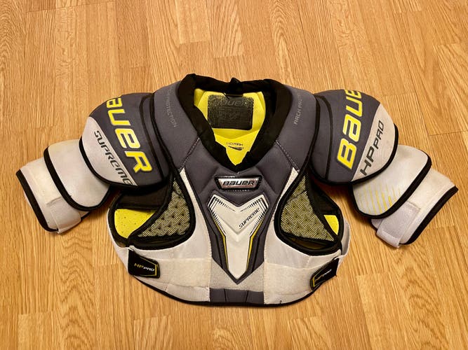 Bauer Supreme HP Pro Shoulder Pads- Senior Small, Used