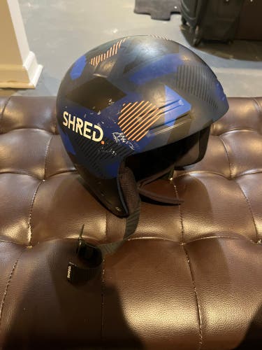 Unisex Medium/Large Shred Basher Ultimate Helmet FIS Legal