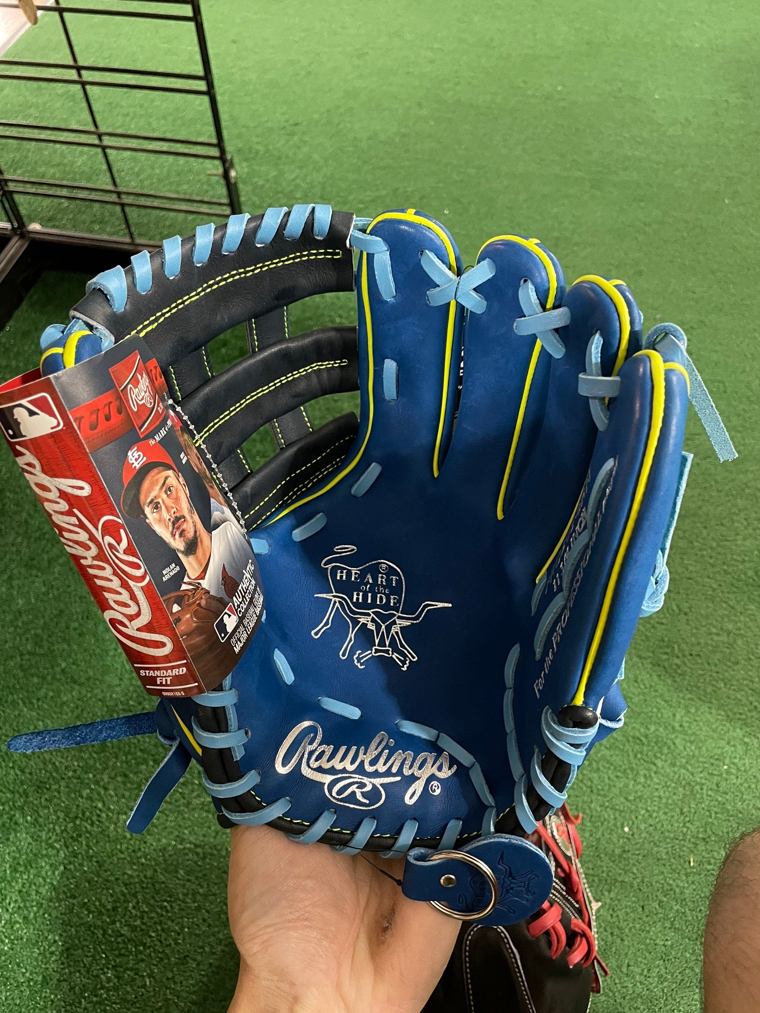 Rawlings Heart Of The Hide 11.25” Baby Blue/Gold | SidelineSwap