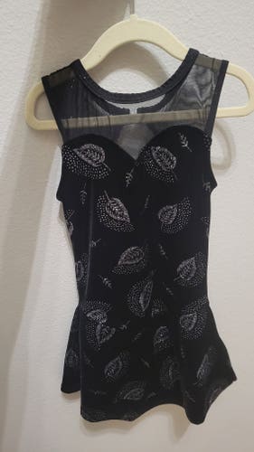 Youth figure skating dress