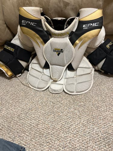 Used Medium Vaughn  Epic 8400 Goalie Chest Protector