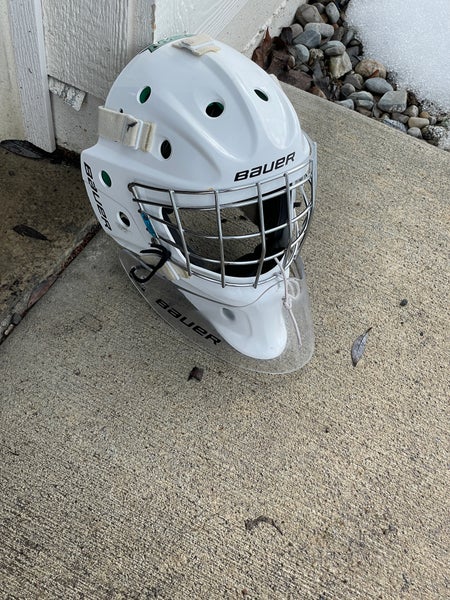 Senior Used Bauer NME 4 Goalie Mask